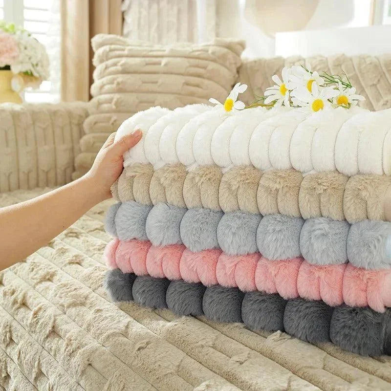 [COMPRÁ 1 Y LLEVÁ 2] Fundas de Terciopelo para Sofá + Manta de Peluche y 2 Almohadones de Regalo